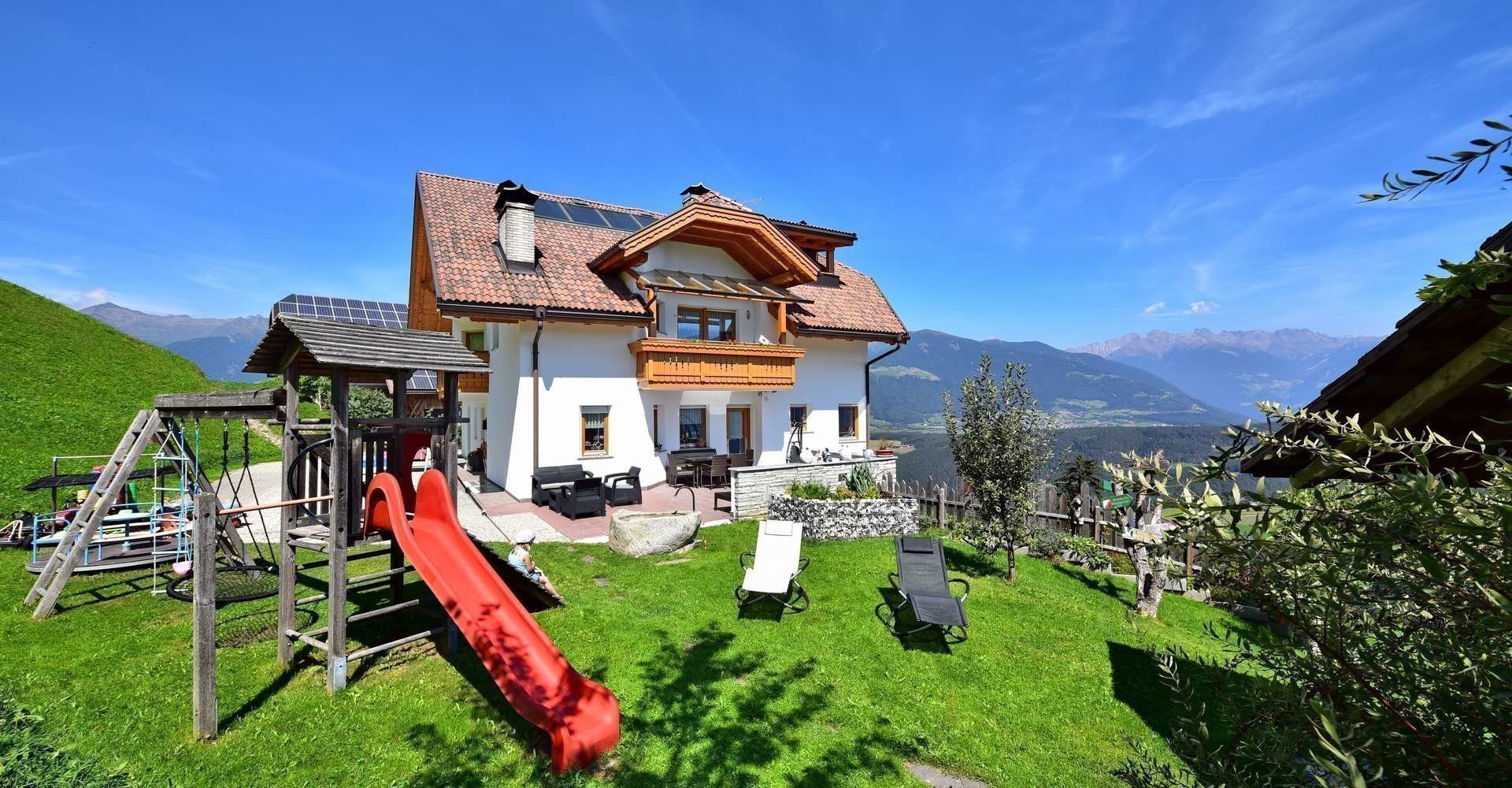familienurlaub-auf-dem-bauernhof-suedtirol
